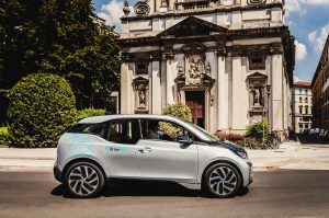 DriveNow_Milan_BMW_i3_Driving_JPG