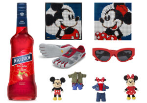 Vodka alla fragola di Keglevich / Topolino & Minnie di Disney per Lego / scarpe Vibram 5Fingers / occhiali Furla by DeRigo / Pupazzetti Mickey & Minnie Mouse by NuiMOs in vendita da Disney Store