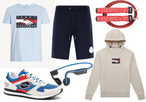 T-Shirt e Felpa Tommy Hilfiger sustainable collection / bermuda Moncler collection / sneakers Lotto runner plus / auricolari fissi Elevation Blue di Aftershokz / corda per saltare di Amazon Basics